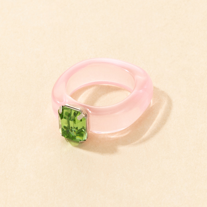 Simple Fashion Transparent Acrylic Resin French Retro Wind Creative Diamond Ring display picture 10