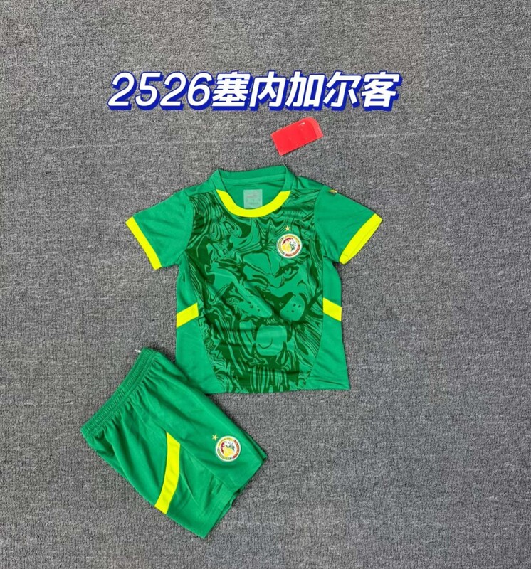 热门足球服阿森纳切尔西曼城AC利雅得皇马等热卖款儿童足球服套装|undefined