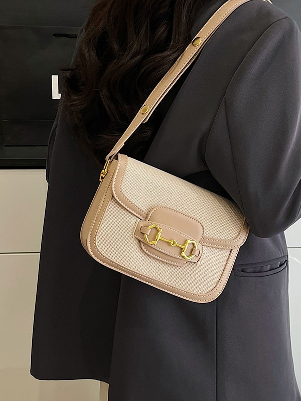 Bolso de silla de montar exquisito a juego de color retro para mujer 2025 transfronterizo nuevo bolso de mensajero de hombro casual de moda de alta calidad