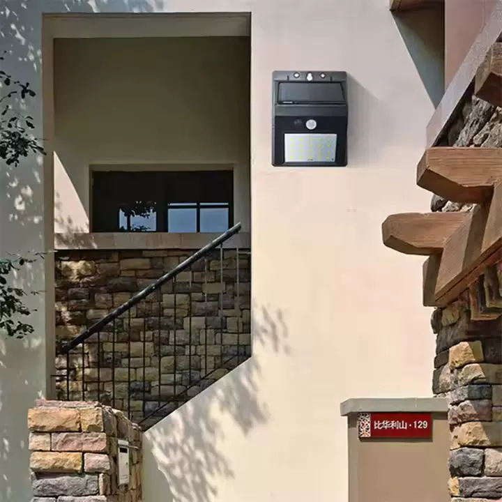 一体化太阳能灯户外庭院灯天黑自动亮壁灯投光灯感应墙壁灯屋檐灯