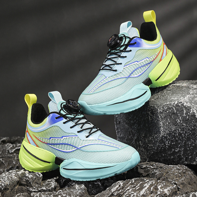 Zapatos para niños 2025 otoño nuevos niños de tamaño medio y grande malla transpirable para niños zapatos de carrera antideslizantes zapatos pequeños