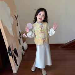 汉服童装女童国风套装秋装2025新款洋气女宝宝唐装马甲缎面半身裙