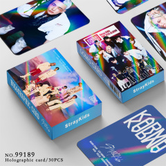 国境を越えたスポットレーザーカード 30 枚 STRAYKIDS 新しい特別周辺フラッシュカード スターフォトホログラフィックカード LOMO カード