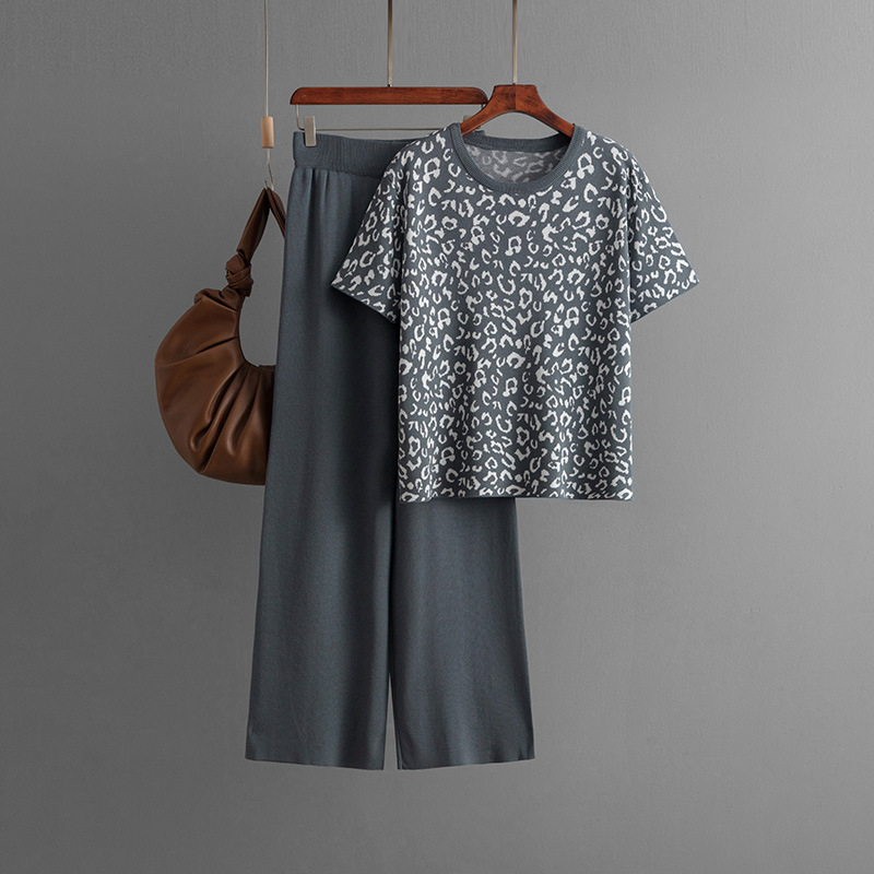 637g Weight Short Sleeve Sleeve Length Viscose fiber Fabric Type Pant Co-ord Set Sets Type 2 Pieces Set Quantity Daily Occasion Round Neck Neckline Loose Fit Type Leopard Pattern Summer, Spring Season Women's Gender Jacquard Design Casual Style Daily Women's Casual Leopard Viscose Fiber Jacquard Pant Co-ord Set Pants Sets 6