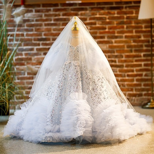 Bridegroom's wedding dress high-end show luxury heavy hand-made host piano performance dress train girl's dress princess skirt 
