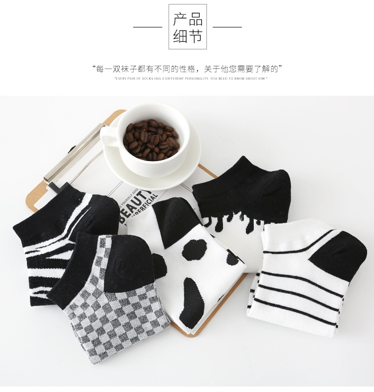 Black And White Cow Spotted Spring And Summer Short Socks Leopard Retro Boat Socks display picture 2