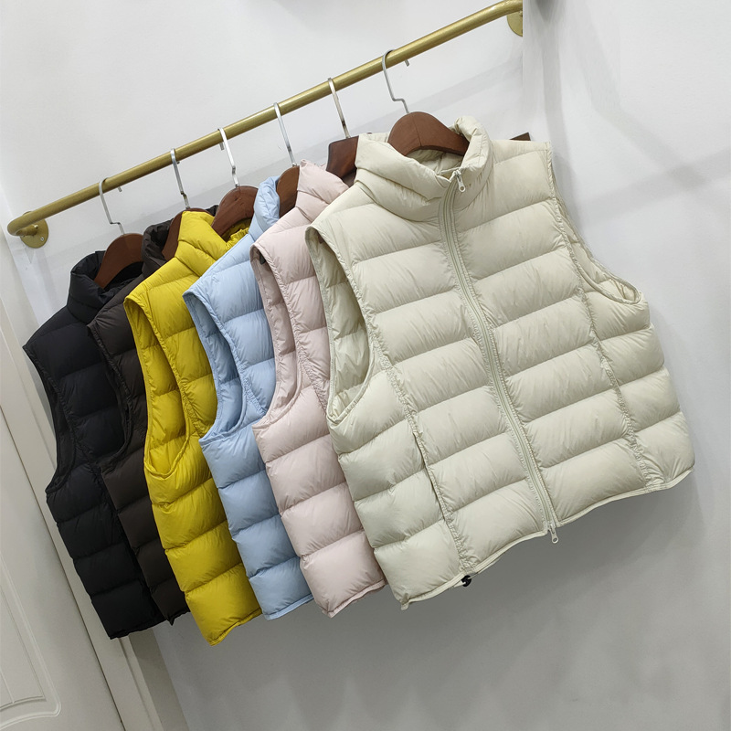 2025 Autumn/Winter New Korean Style Short down Vest for Women, Petite Stand Collar Ribbed 90% White Duck down Vest Jacket