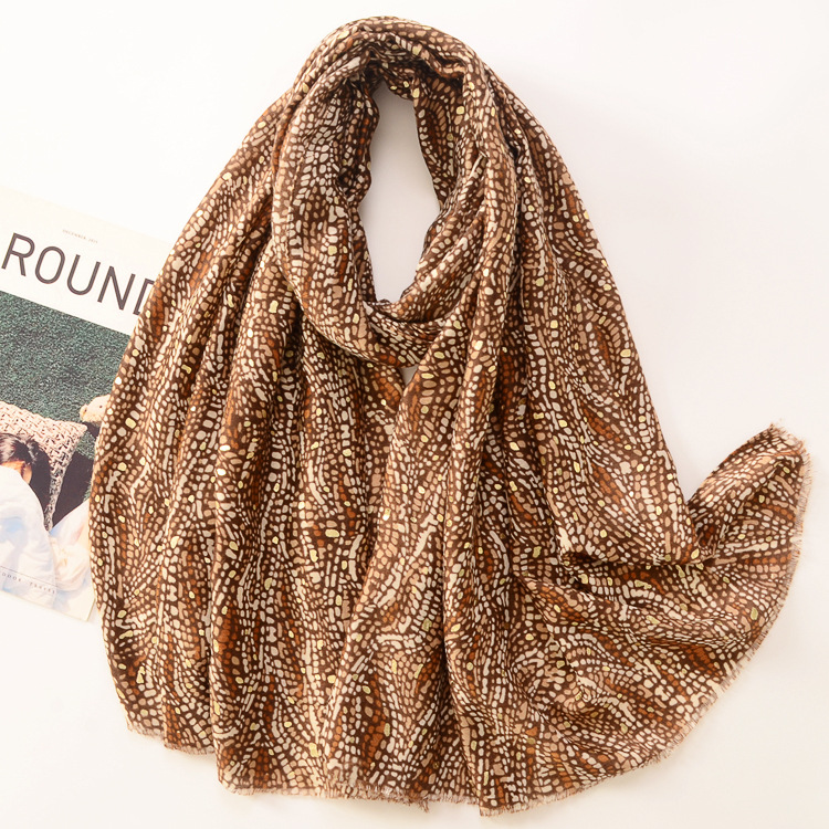 Exportación de comercio exterior textura bronceado suave satén algodón moda chal protección solar bufanda caliente algodón y lino sensación playa toalla