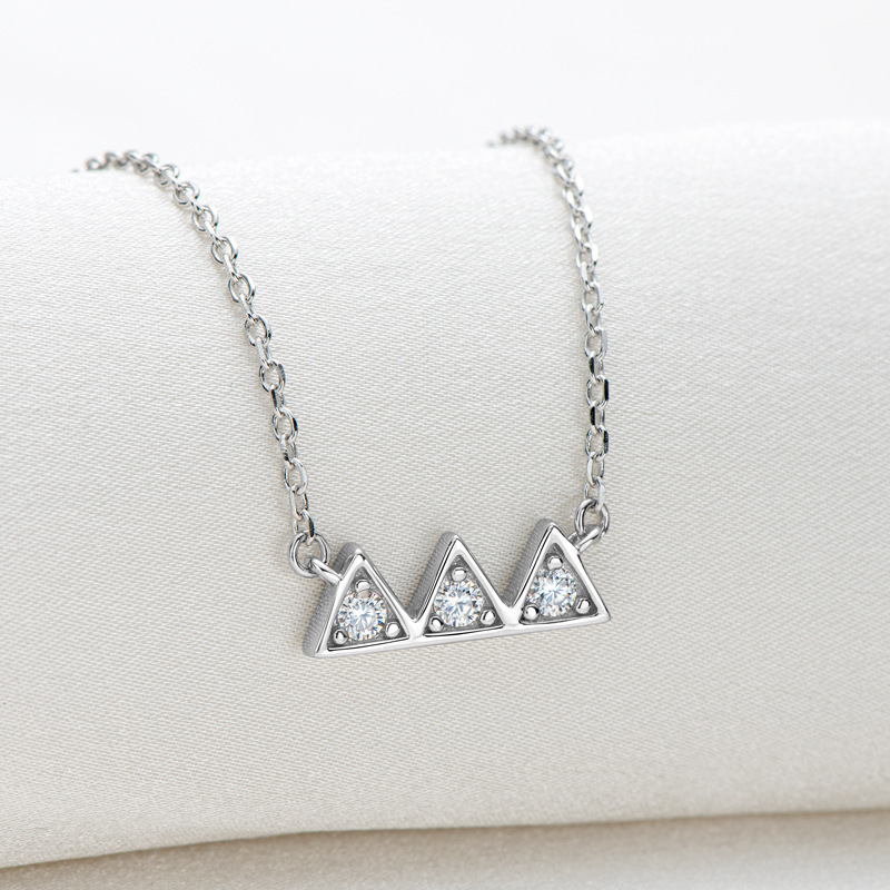 Klassischer Stil Geometrisch Sterling Silber Moissanit Halskette Mit Anhänger In Masse display picture 1