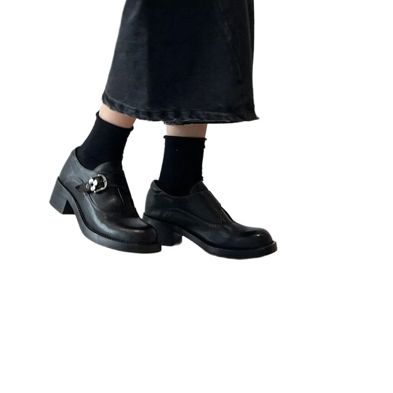 Botón de cinturón retro, zapatos de talón grueso Lefour, 2026 nuevo estilo británico universal, cabeza redonda, zapatos de cuero cómodos para mujeres