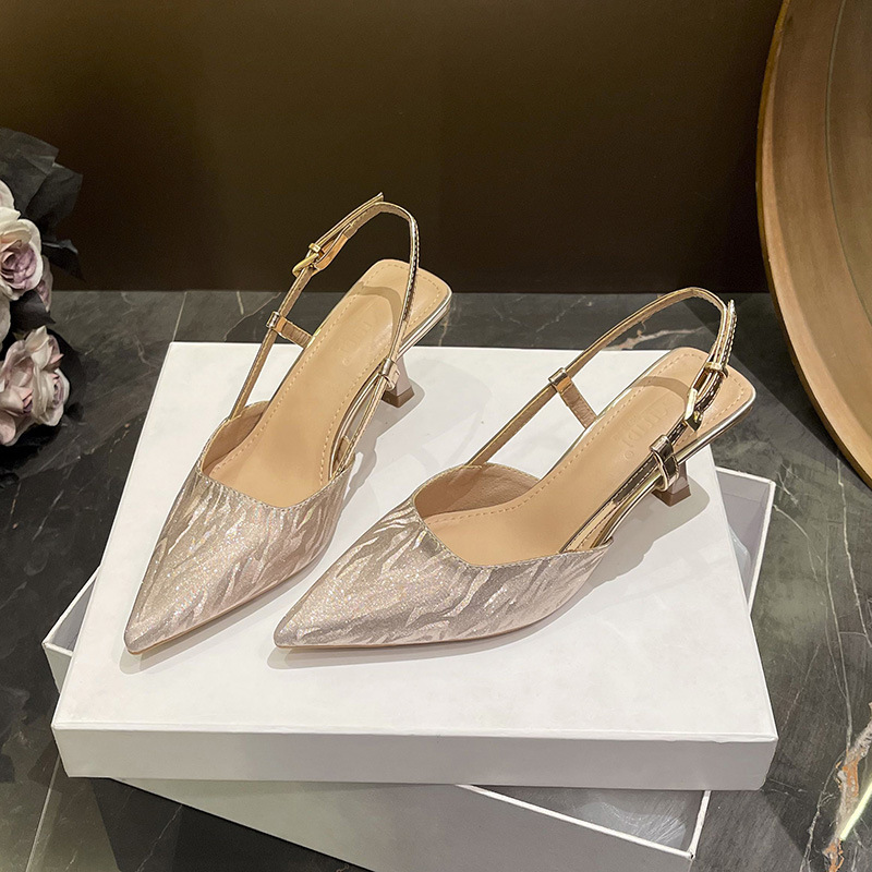 2026 nueva red red envuelta sandalias de cabeza de verano con tacones delgados zapatillas de tacones altas y frías para mujeres con punta universal