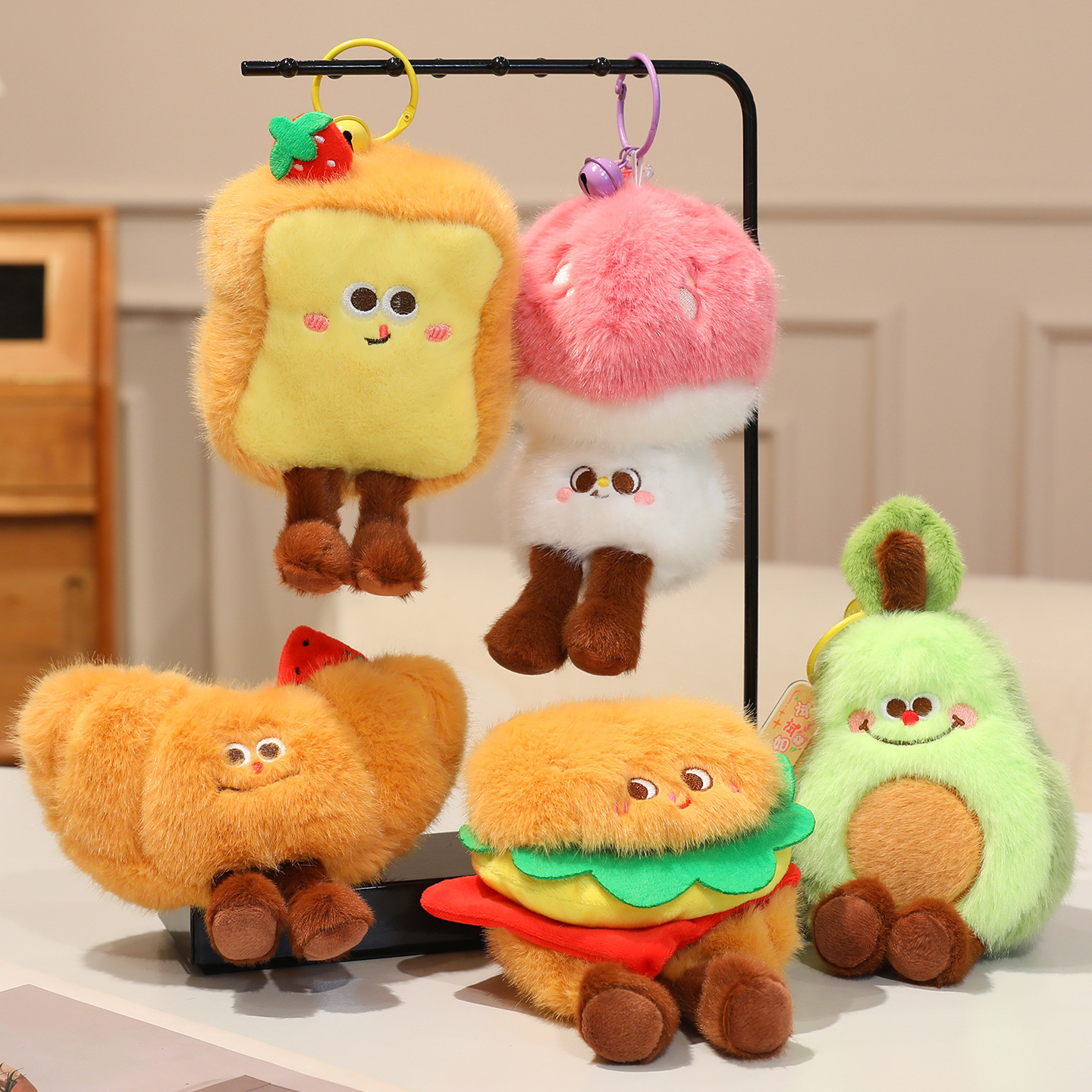 Hermosas hamburguesas fritas colgantes juguetes de peluche piernas de pollo muñecas sushi croissants bolsos colgantes llaveros