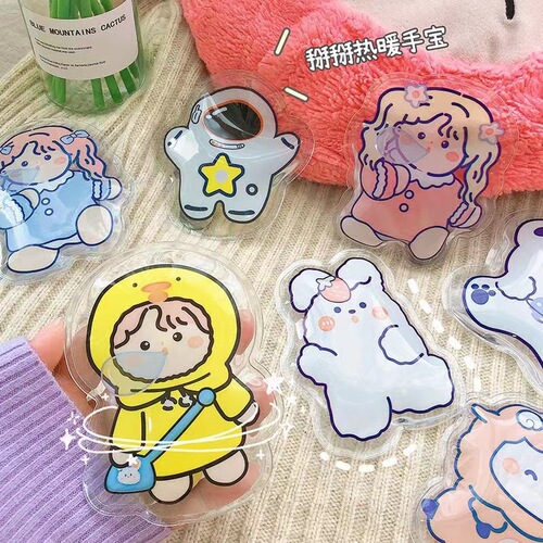 Internet celebrity self-heating cartoon hand warmer, irregular tapping heat-generating hand warmer, reusable hand warming device.