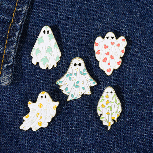 Maple Leaf Ghost Halloween Horror Ghost Brooch Metal Badge Electroplating Paint Factory Wholesale Clothing Accessories