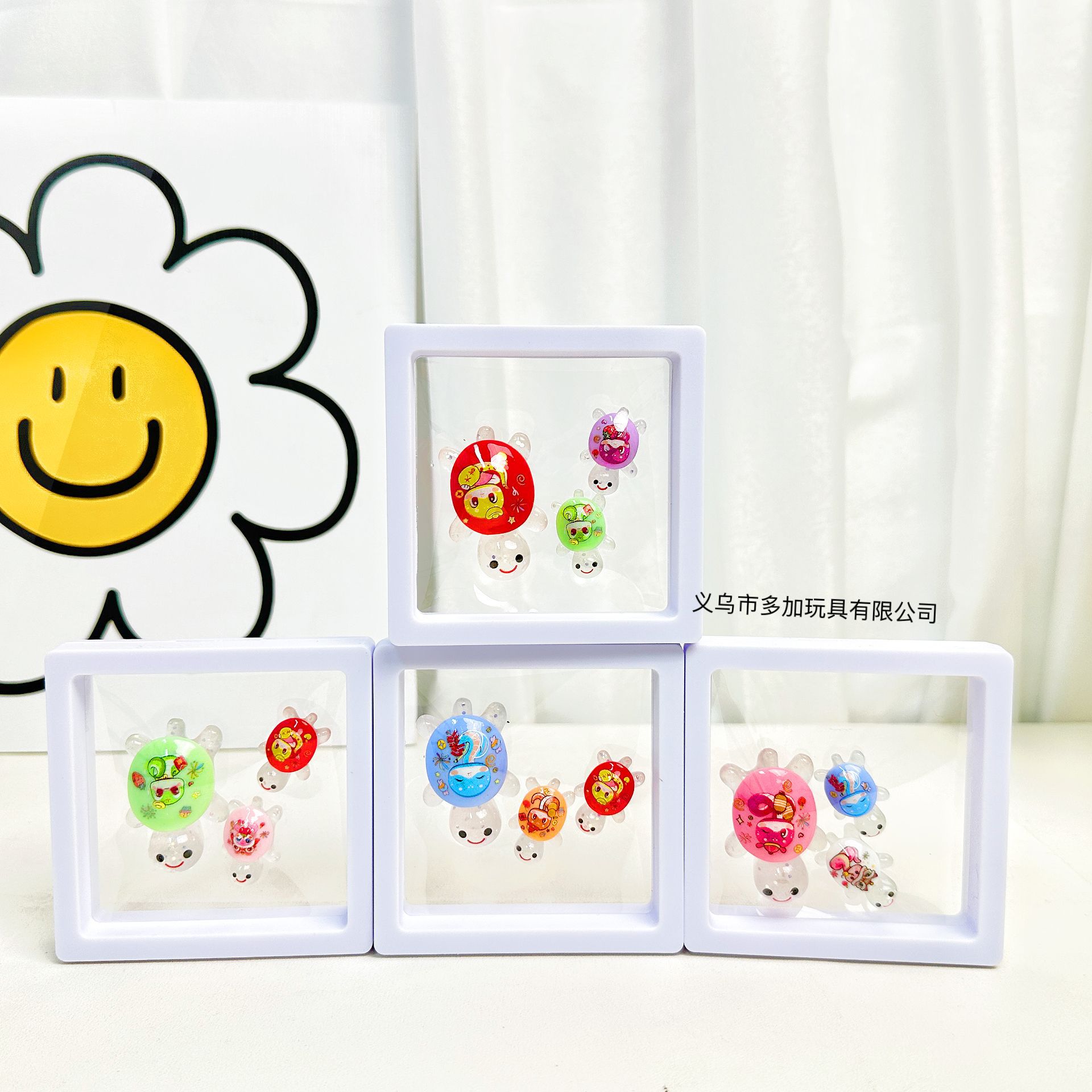 B serpiente en caja boutique para ejecutar tortuga una campana de caja grande dos pequeños colgantes de resina adornos juguetes muñecas