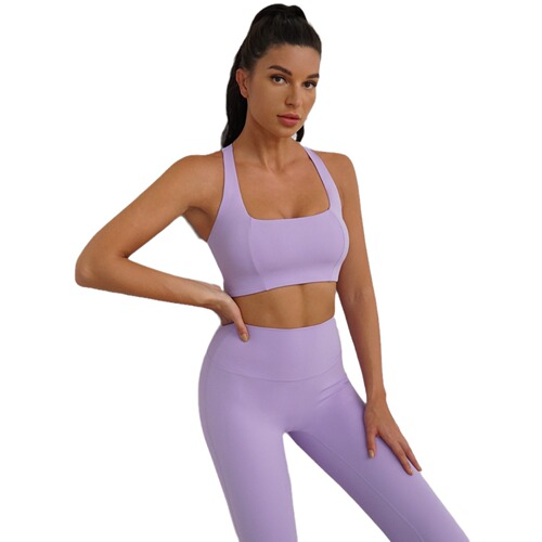European and American suit tight breathable square neck sports bra cross beautiful back nude tight tight shock-absorbing breathable yoga vest