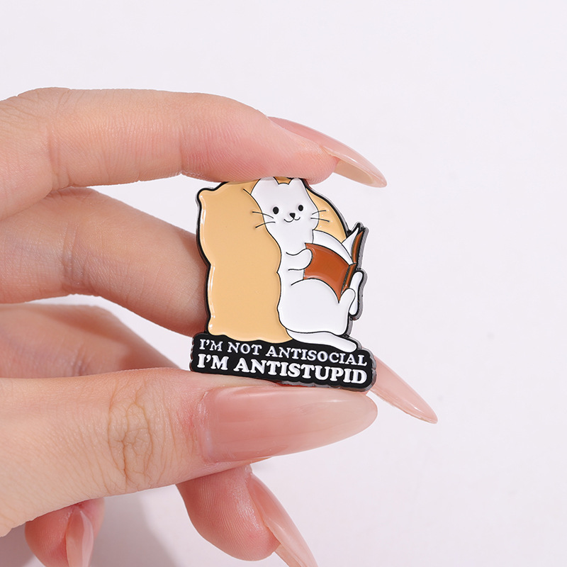 Brooches Classification Casual, Daily Occasion Cute Pin Letter Cat Alloy Stoving Varnish Unisex Brooches
