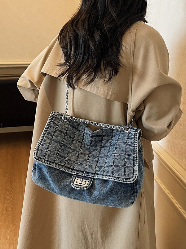 Bolso denim retro de gran capacidad para mujeres otoño / invierno 2025 nueva moda cadena mochila de transporte de viaje ocio tote