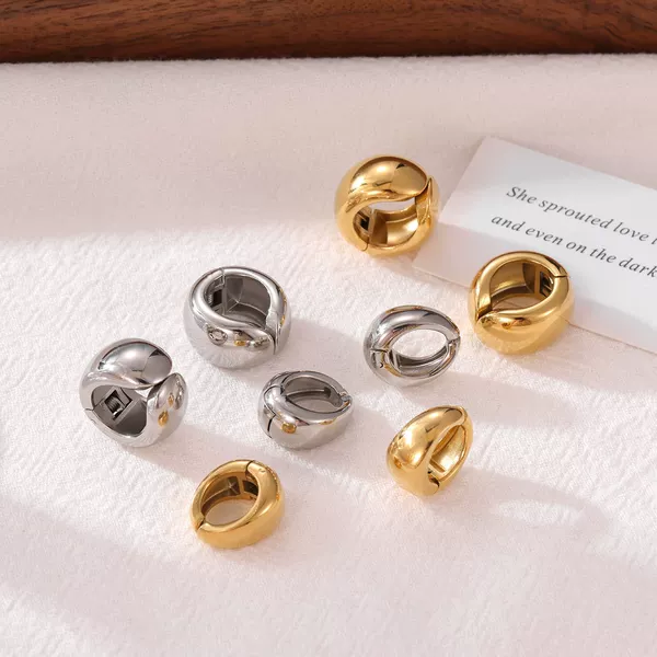 Cross-border New Personality Ear Clip Buckle Cold Style Simple Fashion Daily All-match Metal Ear Buckle Jewelry for Women
