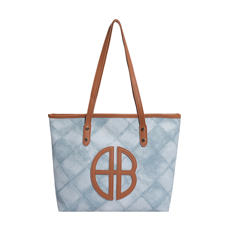 Colores contrastantes empalmados bolsos de gran capacidad para mujeres 2025 nuevo retro versátil viaje bolsos de hombro bolsos de moda debajo de la axila