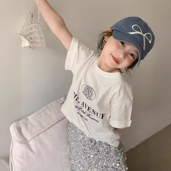 Ins Kids' 2024 Summer Letter Short Sleeve T-Shirt Top for Girls - Medium to Large Kids Trendy T-Shirt for Girls' Laying Shirt