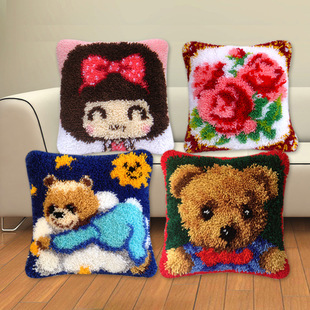Cartoon cartoon wool three-dimensional cross stitch pillow carpet embroidery section embroidery crochet show handmade DIY material bag