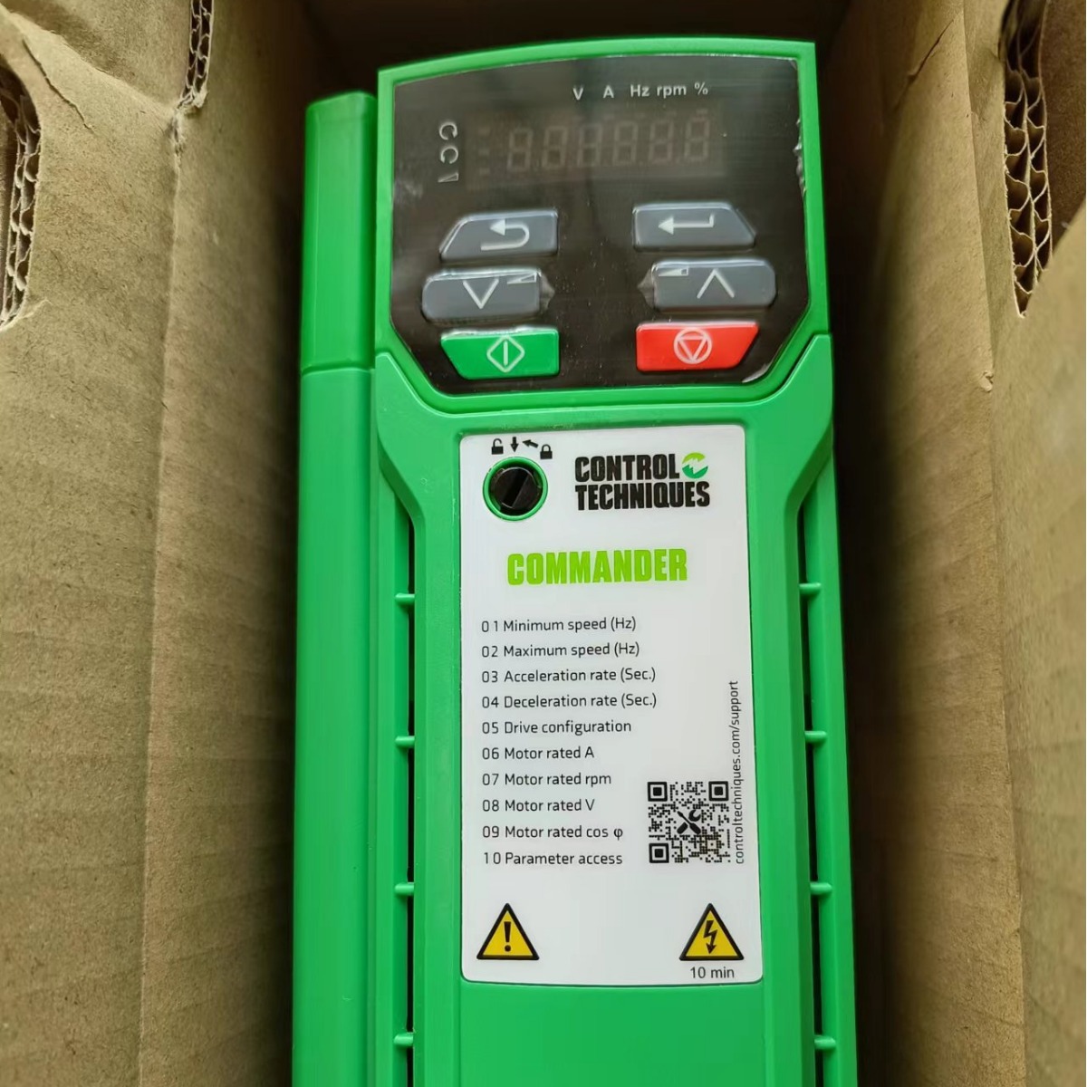 艾默生CT变频器SKC3400220 升级型号C200-03400056A全新议价