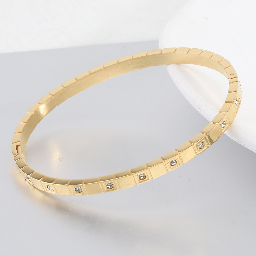 Women's Gender Inlay Design Elegant Streetwear Solid Color Titanium Steel Inlay Zircon Bangle