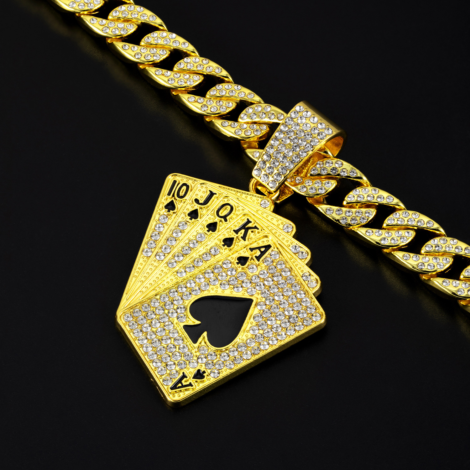 European And American Hip-hop Cuban Chain Full Diamond Playing Card Pendant Trendy Card Niche Men's Necklace_voghion.com