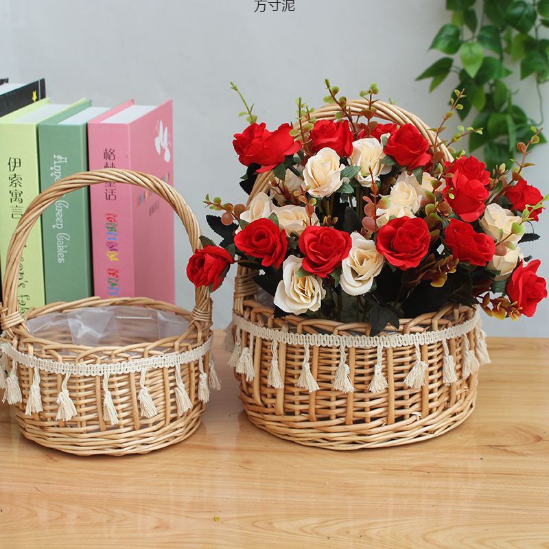 Willow hand-held flower basket rattan basket summer picnic outing storage hand-held basket fake flower flower arrangement princess basket wholesale