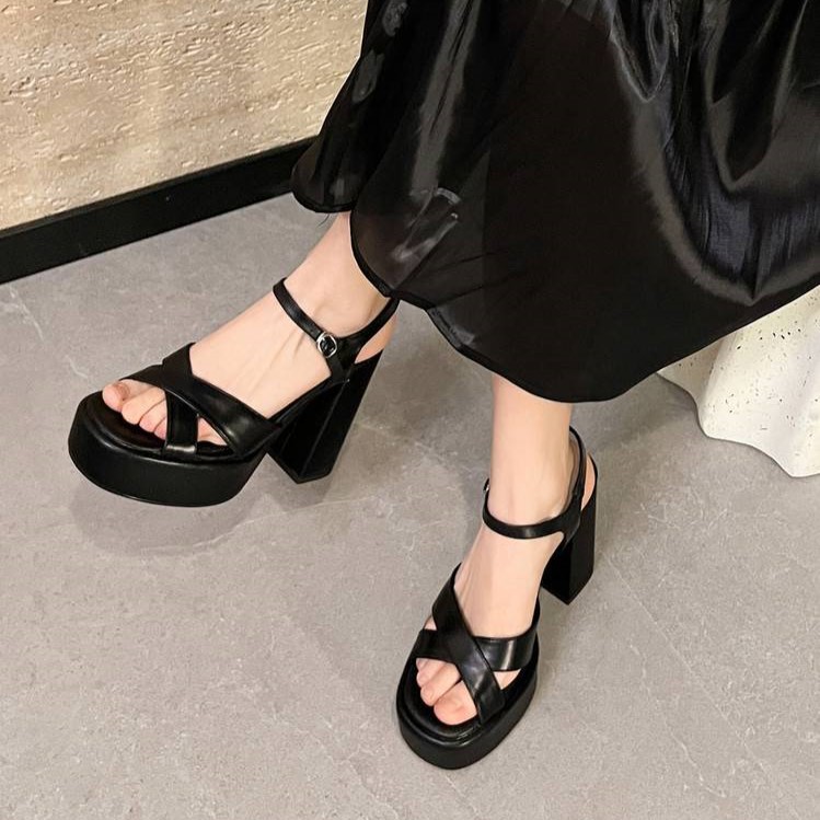 Sandal cao gót nữ quai chữ T đế xuồng gót vuông 9 cm — màu đen, màu trắng ngà