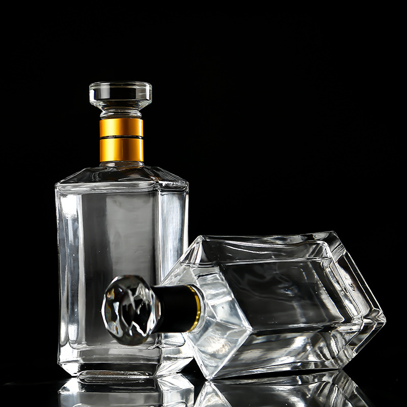 外贸晶白料白酒瓶玻璃洋酒瓶500ml白酒瓶 玻璃酒瓶威士忌玻璃空瓶