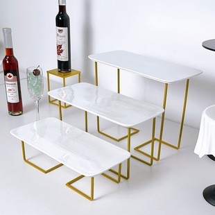 ���ӾƵ�������ˮ���P�ܵ����c����Ʒչʾ�бP���͏d�[̨��ʳ�[�P