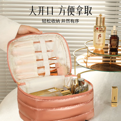 New gold-plated leather cosmetic bag, lightweight, soft, skin-friendly, waterproof, cosmetic storage bag for women, portable shoulder bag cosmetic bag