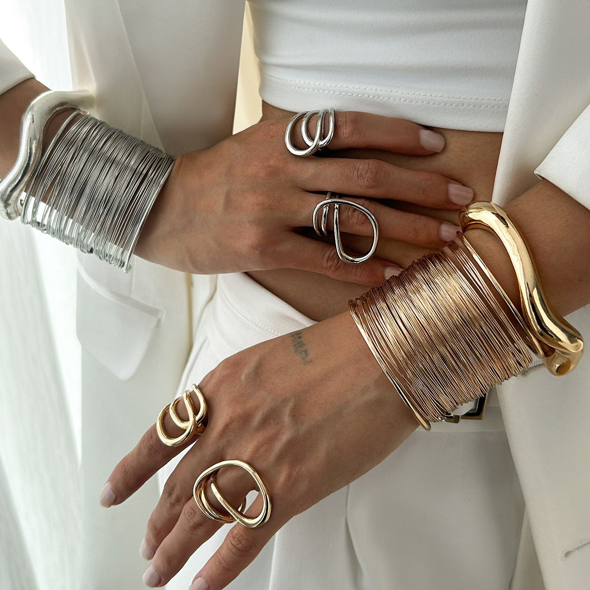41g Weight Bangle Classification Alloy Chain Material Party, Street Occasion Alloy Material Geometric Pattern Women's Gender Plating Design Retro, Exaggerated Style Retro Exaggerated Geometric Alloy Bangles Wholesale 无