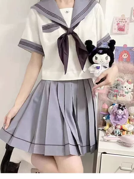 Fujitsu Taka Short Sleeve + Scarf + One-ply Line Skirt