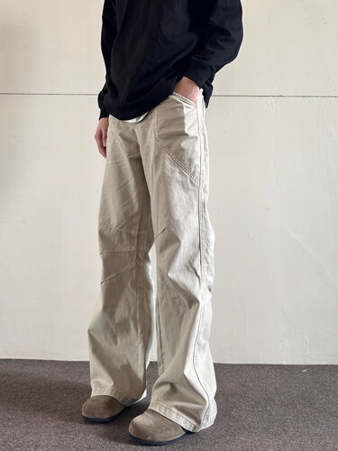 American workwear jeans for men, new spring and autumn edition, high-end sense of style, vibe look, clean fit, slightly tapered long pants