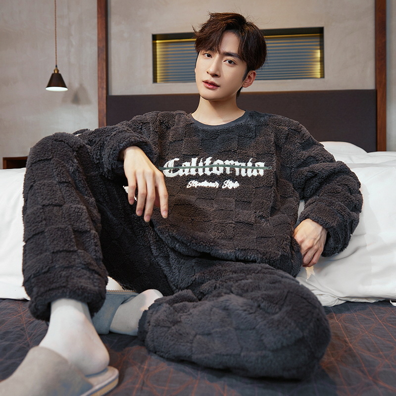 Winter Warm Coral Velvet Pajamas for Men Cartoon Thickeneded Fleece-Lined Fashionable Flannel Home Clothes Men's Suit Winter