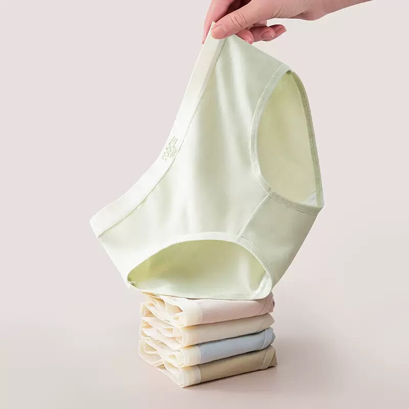 Women's Underwear 7A Cotton Seamless Letters Mid-Waist Antibacterial Soft Comfortable Breathable Cotton Girls Briefs Wholesale Women's Underwear 7A Cotton Seamless Letters Mid-Waist Antibacterial Soft Comfortable Breathable Cotton Girls Briefs Wholesale