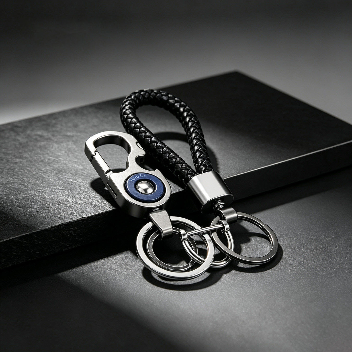 Llavero de automóvil metálico para hombres llavero creativo cintura colgante llavero personalizado llavero explosivo llavero de aleación de zinc regalo para parejas