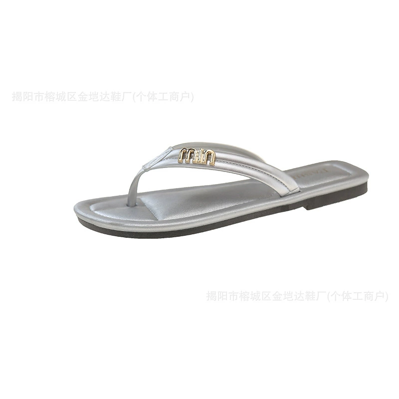 Non-slip fashionable universal women's beach slippers, internet celebrity