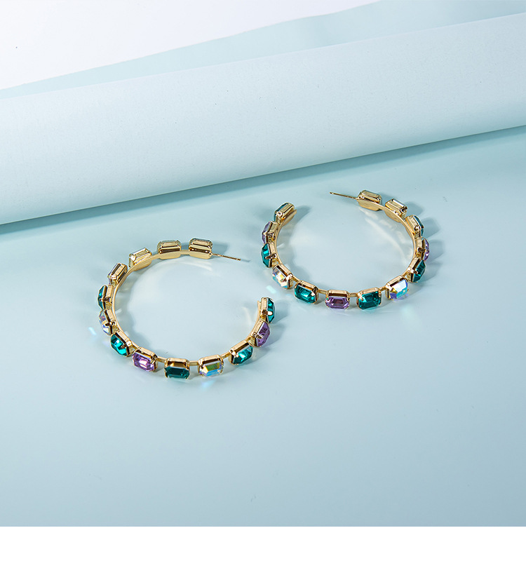 Neue Europäische Und Amerikanische Luxus-diamant Glas Farb Farb Diamant Ohrringe Geometrisch Einfache Temperament Ohrringe Grenz Überschreiten Der Heißer Verkauf display picture 4