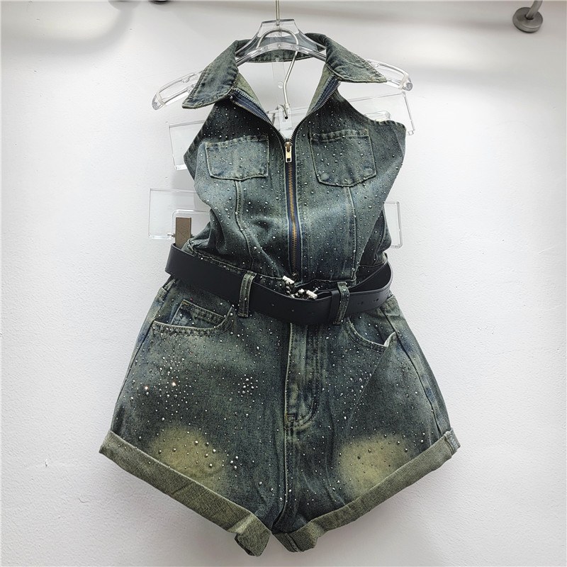 Pure Hot Girl Colgar Jeans Women2026 primavera y verano nuevo delgado versátil caliente diamante A pantalones cortos de piernas anchas