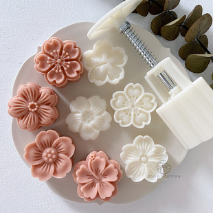 50g flower green bean cake ice cream moon cake mold hand pressure tea dessert Cantonese dessert baking mold