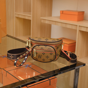 2024 New Fashion Printed Small Waist Bag Women's High-end Sense Casual Retro Shoulder Crossbody Trendy All-match Chest Bag