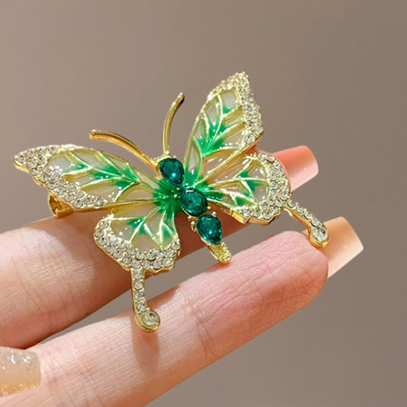 High-grade Exquisite Green Butterfly Brooch Women's Luxury Elegant Diamond-encrusted Suit Sweater Corsage Pin Fixed Clothes Accessories