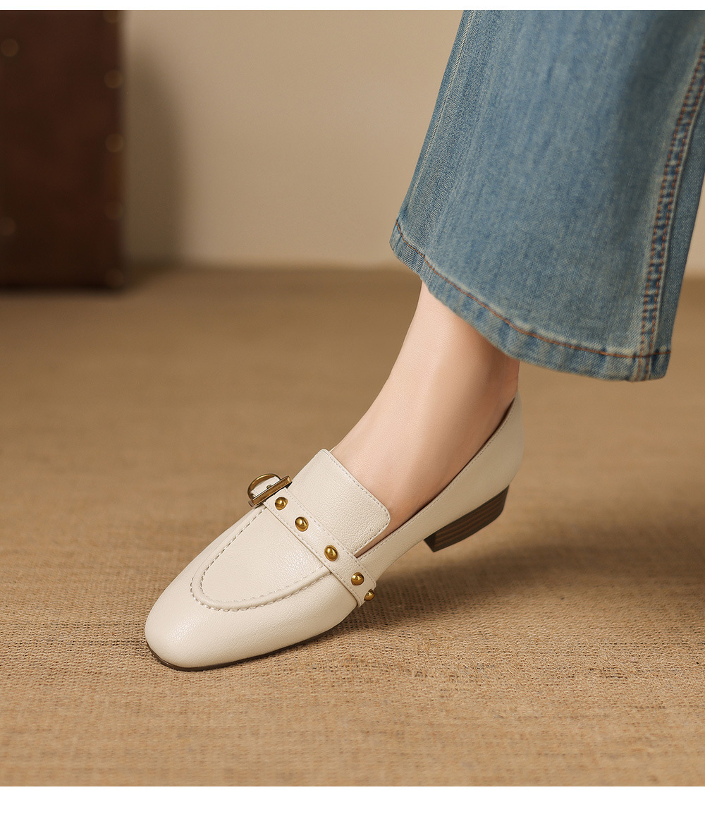 Giày da cừu loafer nữ mũi tròn gót thấp đinh tán — đen chi tiết 12