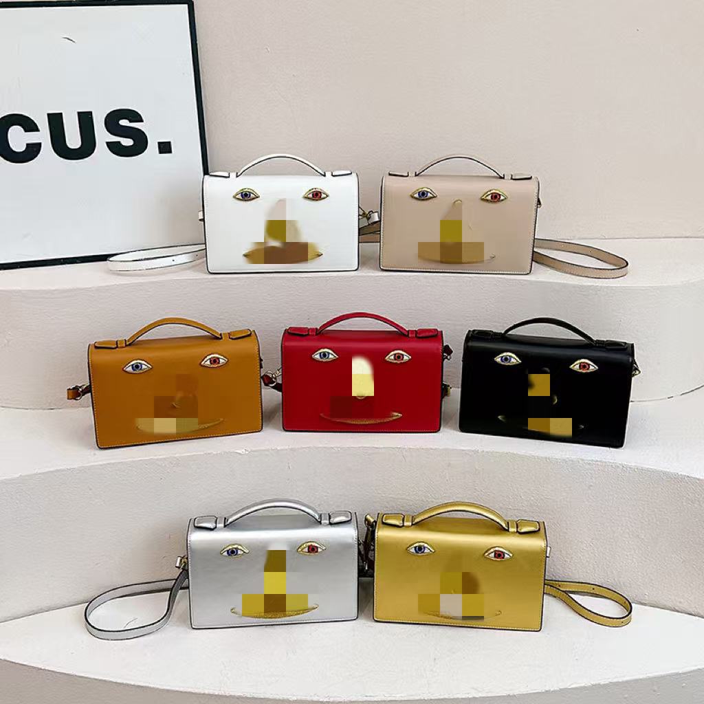 New 2026 women's handbag: trendy silver patent leather small square bag, simple and versatile, with a high-end feel, suitable for shoulder or crossbody wear
