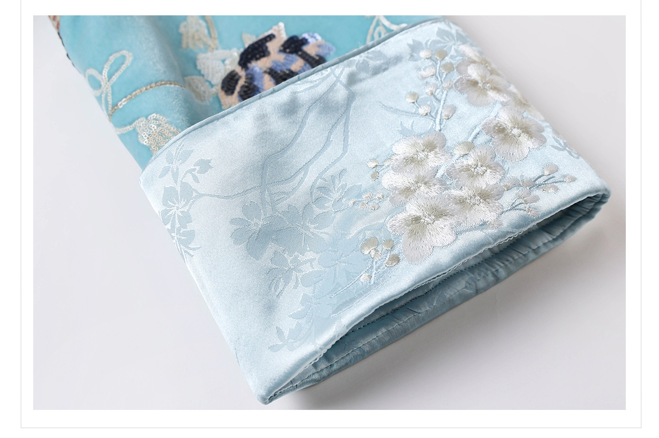 Áo sơ mi satin thêu hoa phong cách Trung Hoa cổ tiền M3003 — Màu xanh nước hồ chi tiết 15