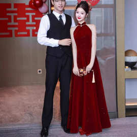 新中式珠链挂脖旗袍连衣裙2025新款敬酒服红色订婚结婚新娘礼服裙